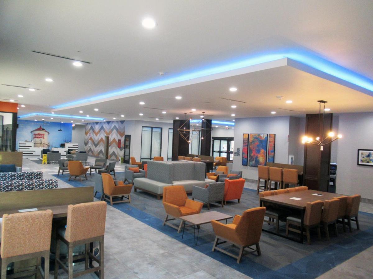 La Quinta Inn & Suites By Wyndham Dallas - Frisco Stadium Esterno foto