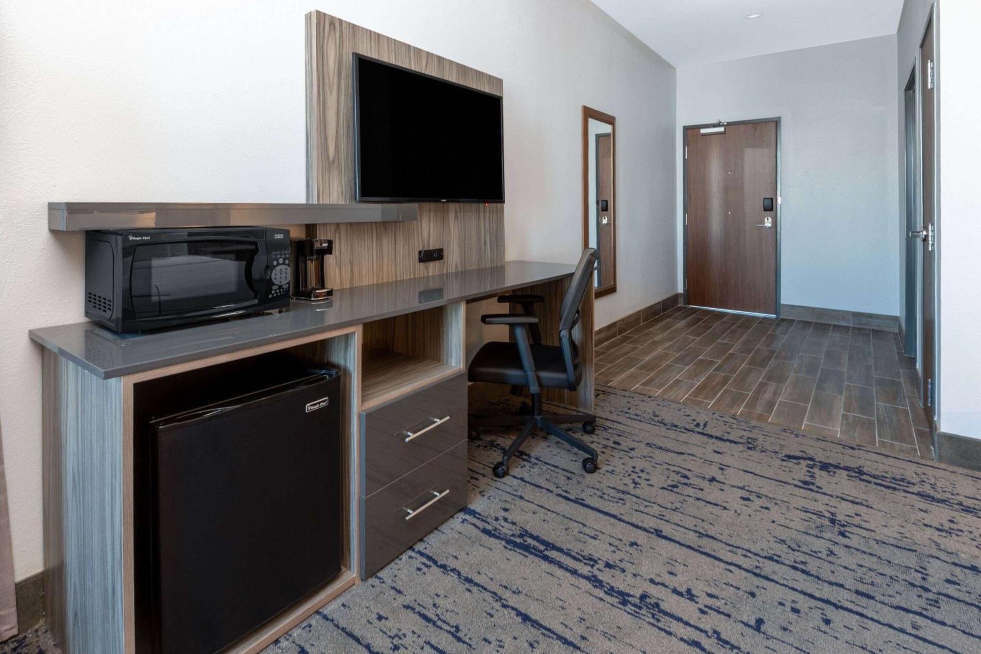 La Quinta Inn & Suites By Wyndham Dallas - Frisco Stadium Esterno foto