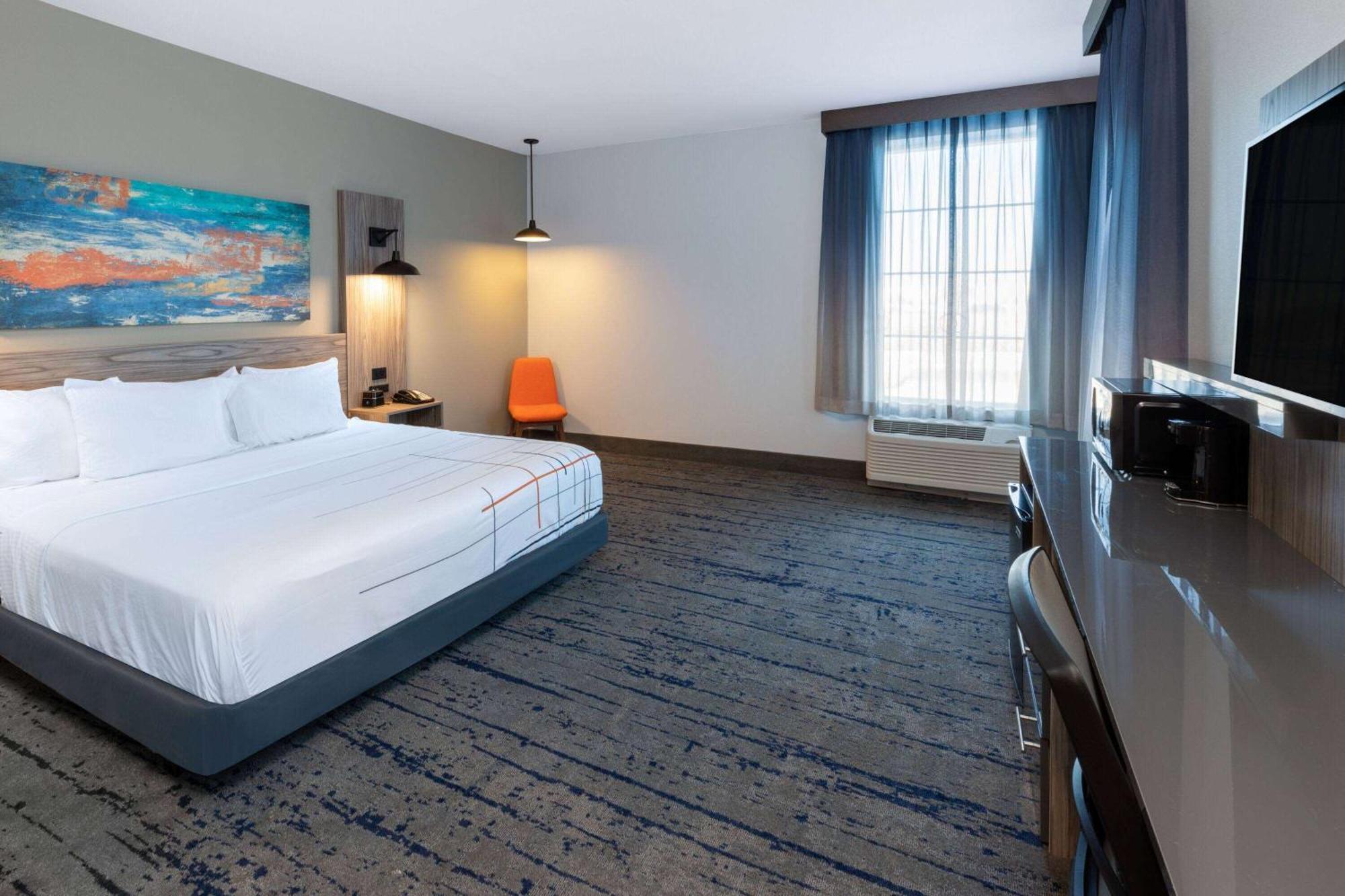 La Quinta Inn & Suites By Wyndham Dallas - Frisco Stadium Esterno foto